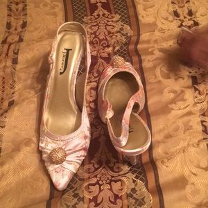 J Renee shoes